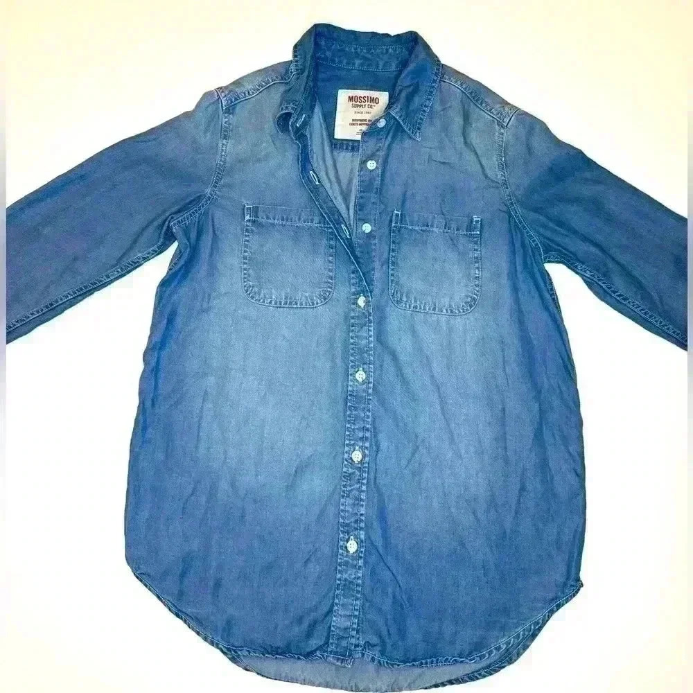 Mossimo Womens Soft Chambray Boyfriend Button Down Shirt Size XS